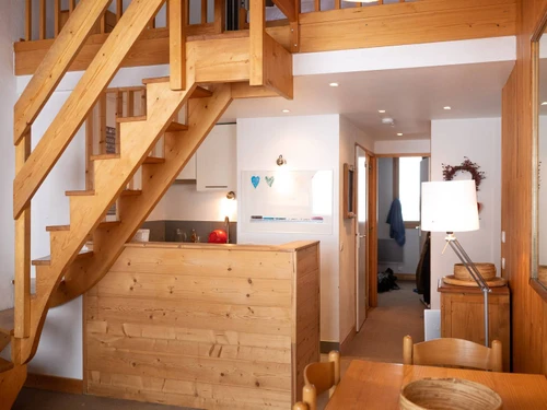 Apartment Méribel, 2 bedrooms, 7 persons - photo_13775349011