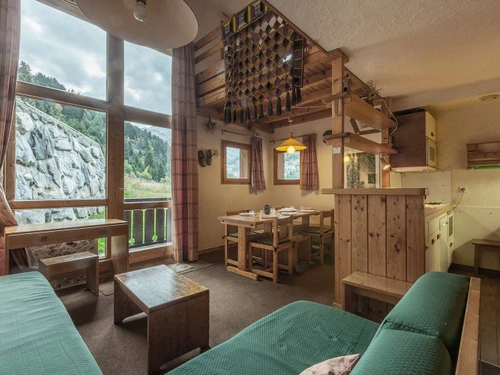 Apartment Méribel, 3 bedrooms, 9 persons - photo_13775349403