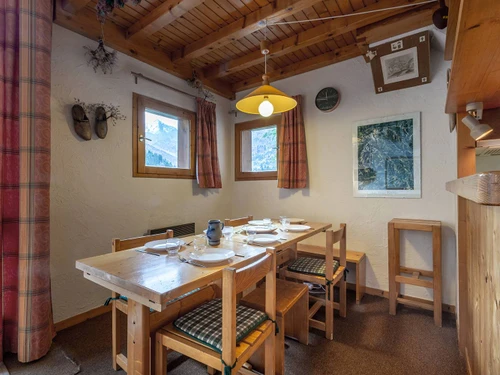 Apartment Méribel, 3 bedrooms, 9 persons - photo_13775349403