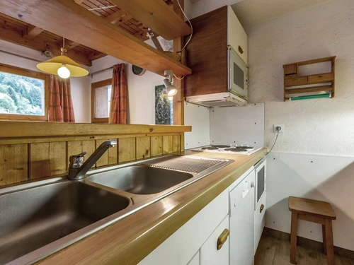 Apartment Méribel, 3 bedrooms, 9 persons - photo_13775349403