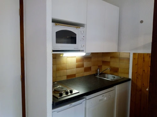 Studio Les Allues-Méribel, 1 bedroom, 4 persons - photo_13775354565