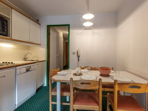 Apartment Méribel, 2 bedrooms, 6 persons - photo_13775354065