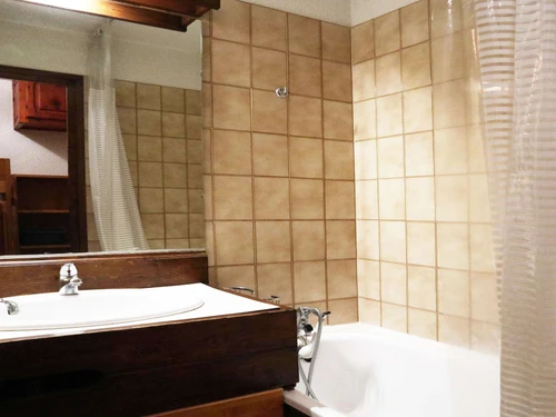 Studio Les Orres, studio flat, 4 persons - photo_1011247072640