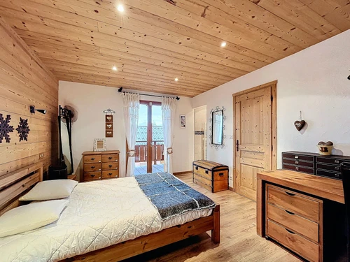 Chalet Le Corbier, 4 bedrooms, 14 persons - photo_1011657607609