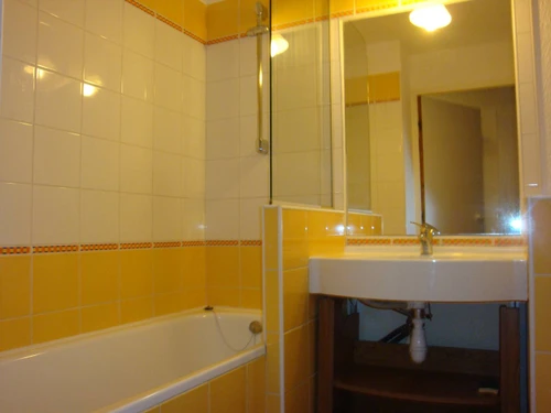 Studio Méribel, 1 bedroom, 4 persons - photo_13775349500