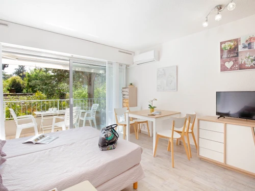 Estudio Saint-Raphaël, estudio, 3 personas - photo_14387080037