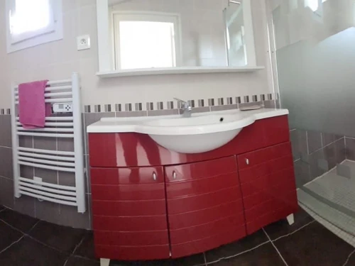 Gite Saint-Vincent-sur-Jard, 1 bedroom, 2 persons - photo_17240652667