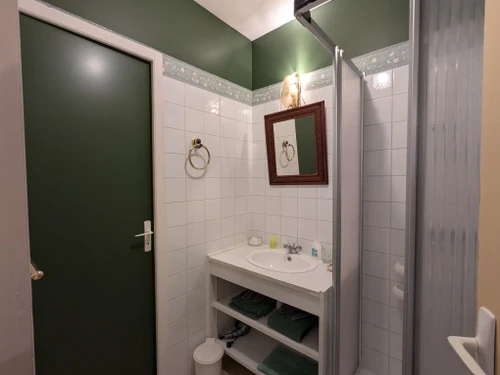 Guestroom Chezelles, studio flat, 2 persons - photo_1011663098777