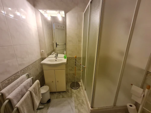 Guestroom Nancray-sur-Rimarde, studio flat, 3 persons - photo_1011663106146