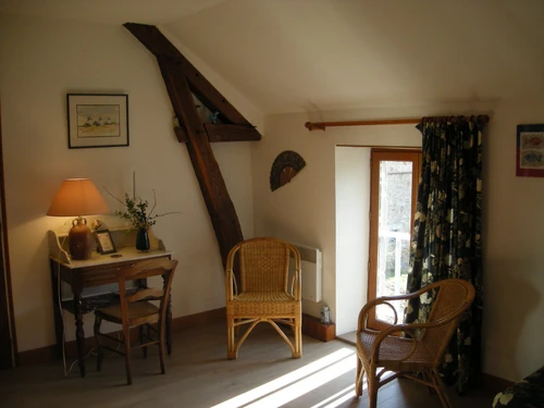 Guestroom Montchevrier, studio flat, 2 persons - photo_1011663108430