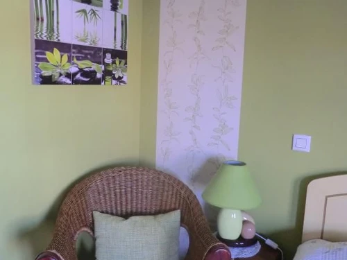 Guestroom Meung-sur-Loire, studio flat, 2 persons - photo_1011663111737