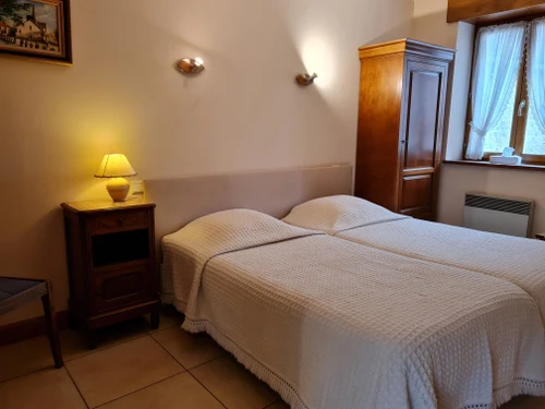 Guestroom Nancray-sur-Rimarde, studio flat, 2 persons - photo_1011663114312