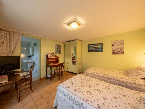 Guestroom Saint-Benoît-sur-Loire, studio flat, 2 persons - photo_1011663133519