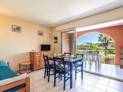 Apartment Gassin, 1 bedroom, 4 persons - photo_1011665975292