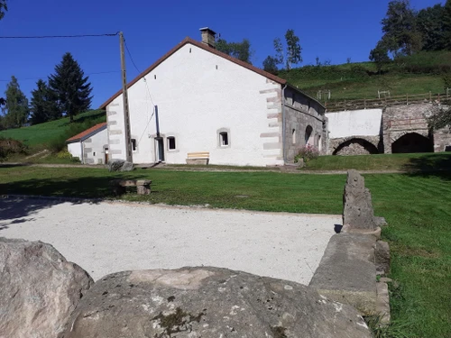 Gîte Saint-Bresson, 4 pièces, 6 personnes - photo_15004776549