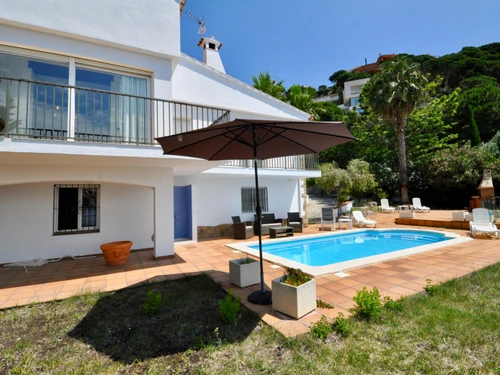 Villa Lloret de Mar, 4 bedrooms, 14 persons - photo_17569550399
