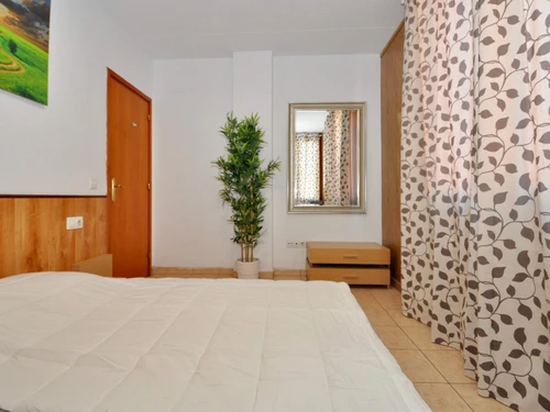 Apartment Lloret de Mar, 2 bedrooms, 6 persons - photo_17558630700