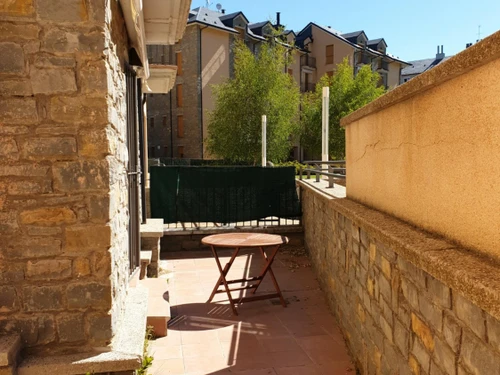 Apartment Jaca, 3 bedrooms, 6 persons - photo_1011609763747