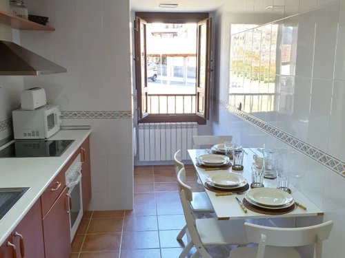 Apartment Jaca, 3 bedrooms, 8 persons - photo_1011334881816