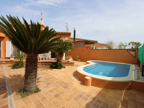 Casa Deltebre, 3 dormitorios, 6 personas - photo_17625912382