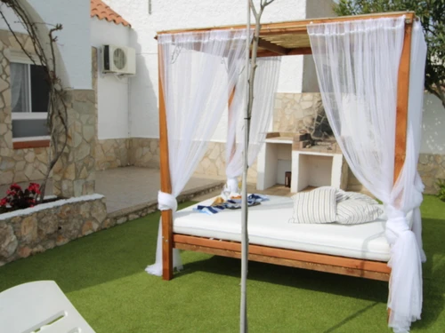 Casa Deltebre, 4 dormitorios, 8 personas - photo_17625910188