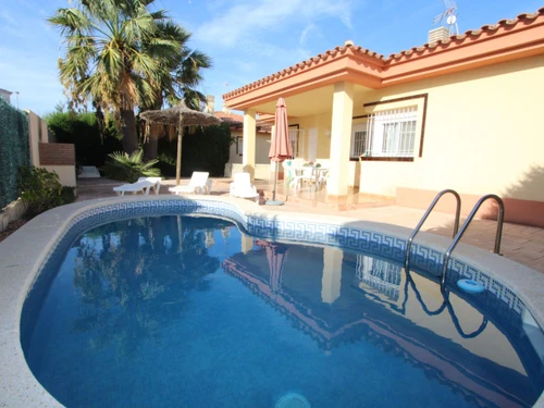 Casa Deltebre, 3 dormitorios, 6 personas - photo_17625915275