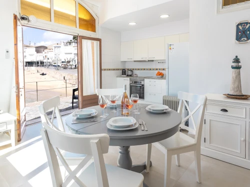 Apartamento Tamariu, 2 dormitorios, 6 personas - photo_18949492727