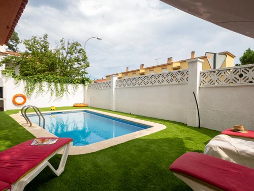 Casa L'Escala, 4 dormitorios, 8 personas - photo_1011565543584