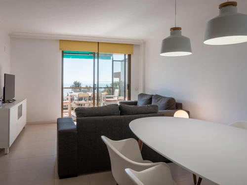 Apartamento Torredembarra, 3 dormitorios, 6 personas - photo_18448324470