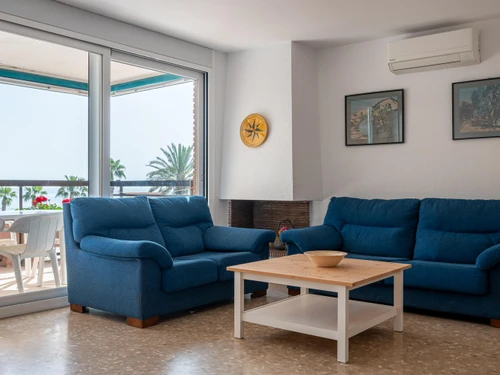 Apartamento Torredembarra, 3 dormitorios, 5 personas - photo_18448273180