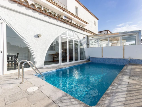 Villa Empuriabrava, 4 bedrooms, 8 persons - photo_1011503386554