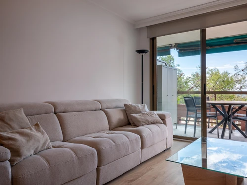 Apartment Torredembarra, 3 bedrooms, 6 persons - photo_1011597551771