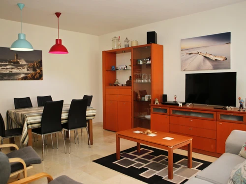Apartamento Torredembarra, 3 dormitorios, 6 personas - photo_18448302383