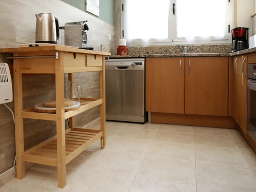 Apartamento Torredembarra, 3 dormitorios, 6 personas - photo_18448302383