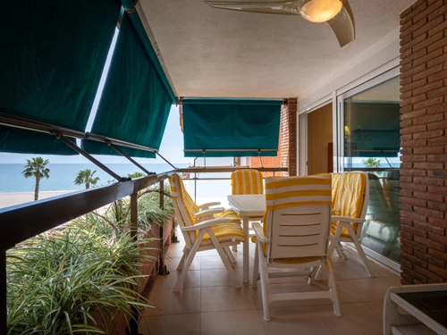 Apartamento Torredembarra, 3 dormitorios, 6 personas - photo_19431900282