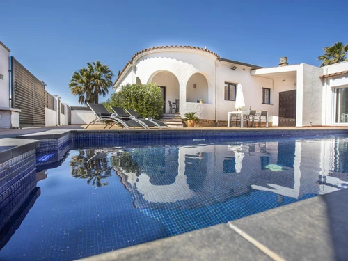 Villa Empuriabrava, 5 bedrooms, 10 persons - photo_1011585555756