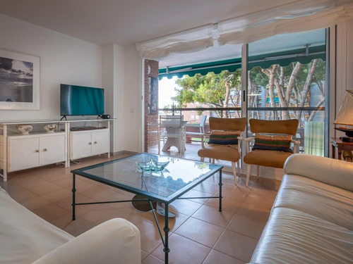 Apartment Torredembarra, 3 bedrooms, 6 persons - photo_1011228928254