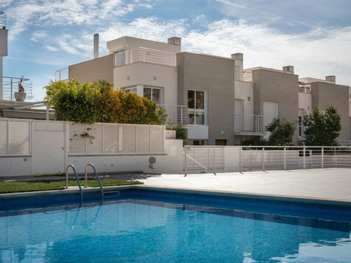 Villa Creixell, 4 bedrooms, 10 persons - photo_18448281033