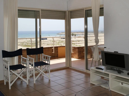 Apartamento Torredembarra, 3 dormitorios, 6 personas - photo_18448292933
