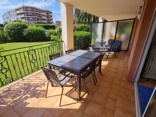 Apartment Sainte-Maxime, 2 bedrooms, 6 persons - photo_1011406097267