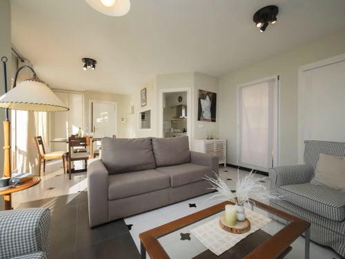 Ferienwohnung Calp, 2 Schlafzimmer, 4 Personen - photo_8708937325