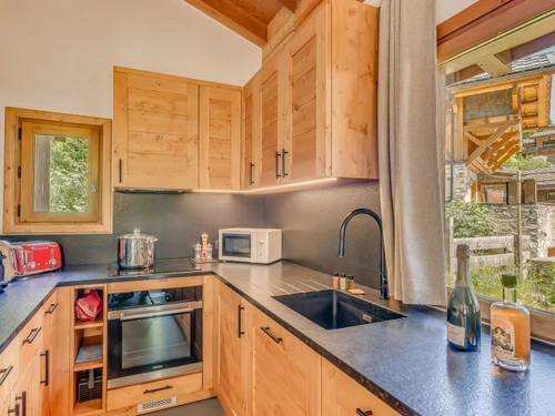 Chalet Tignes-Les Brévières, 5 bedrooms, 10 persons - photo_17757699510