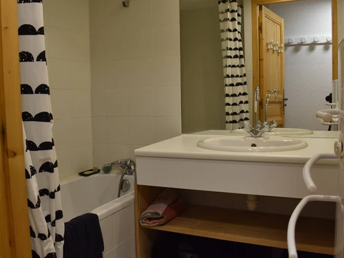 Apartment Méribel, 2 bedrooms, 5 persons - photo_14320249965