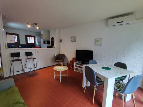 Apartment Argelès-sur-Mer, 2 bedrooms, 4 persons - photo_1011382356240