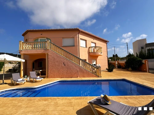 Villa Calp, 2 bedrooms, 4 persons - photo_1011678779695