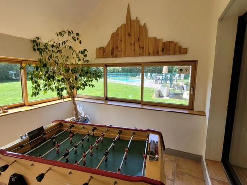 Gîte Isigny-le-Buat, 7 pièces, 15 personnes - photo_14353655446