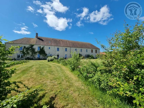 Gasthaus Les Essarts-le-Roi, 2 Schlafzimmer, 4 Personen - photo_1011680760952