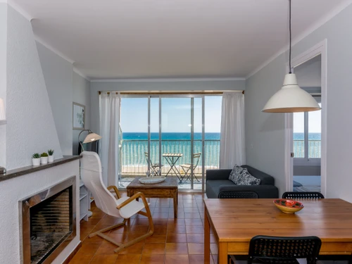 Apartamento Calella, 2 dormitorios, 4 personas - photo_18949374418