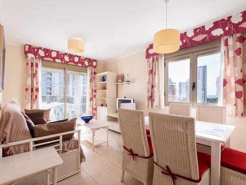 Ferienwohnung Calp, 2 Schlafzimmer, 4 Personen - photo_19081493986