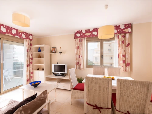 Ferienwohnung Calp, 2 Schlafzimmer, 4 Personen - photo_19081493986